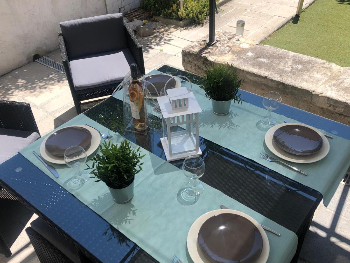 Maison Tendance Avec Jardin, Centre Village, Alpilles, Familles Eyragues Zewnętrze zdjęcie