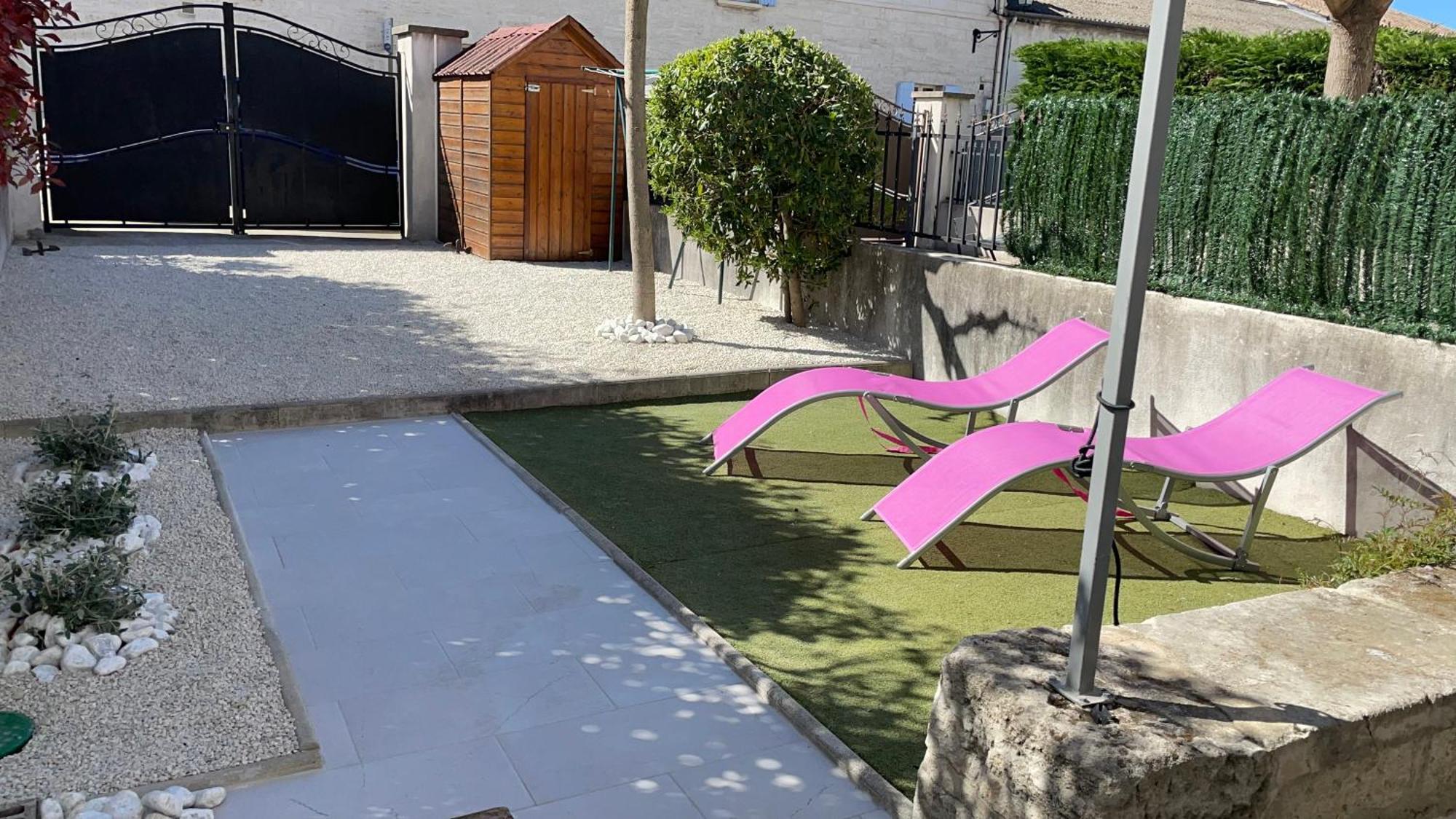 Maison Tendance Avec Jardin, Centre Village, Alpilles, Familles Eyragues Zewnętrze zdjęcie