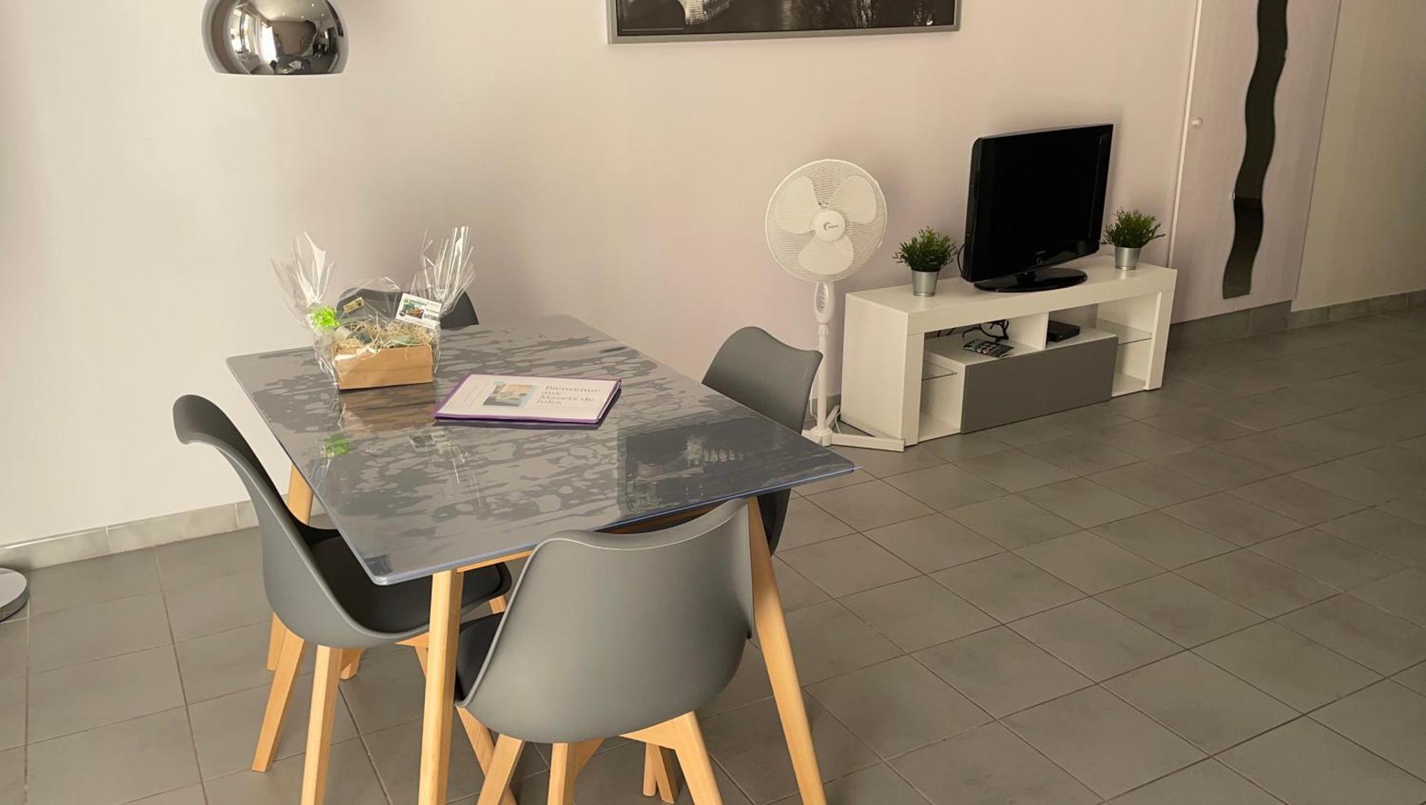 Maison Tendance Avec Jardin, Centre Village, Alpilles, Familles Eyragues Zewnętrze zdjęcie